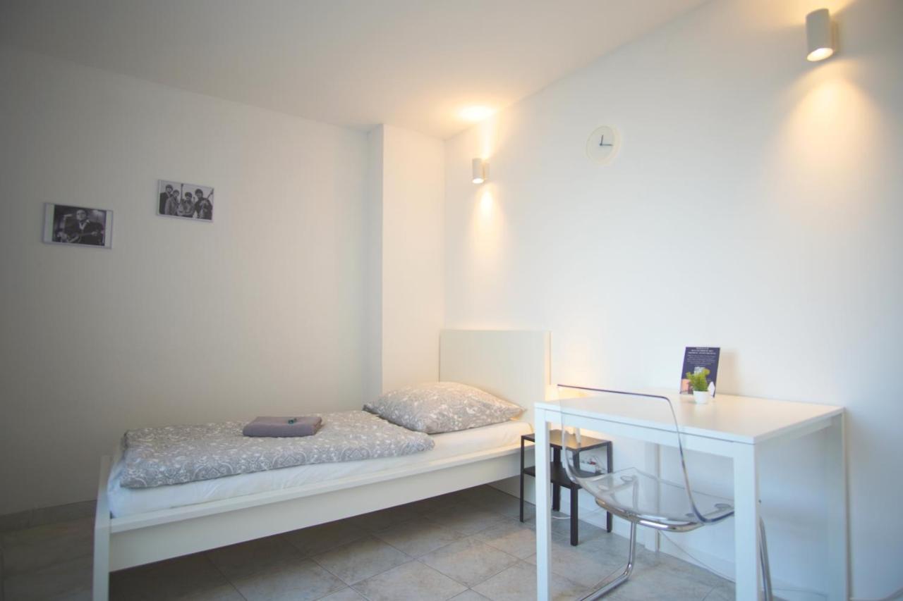 Andriss - Travel & Work - 5 Bedroom - Kitchen - Parking Kaiserslautern Esterno foto