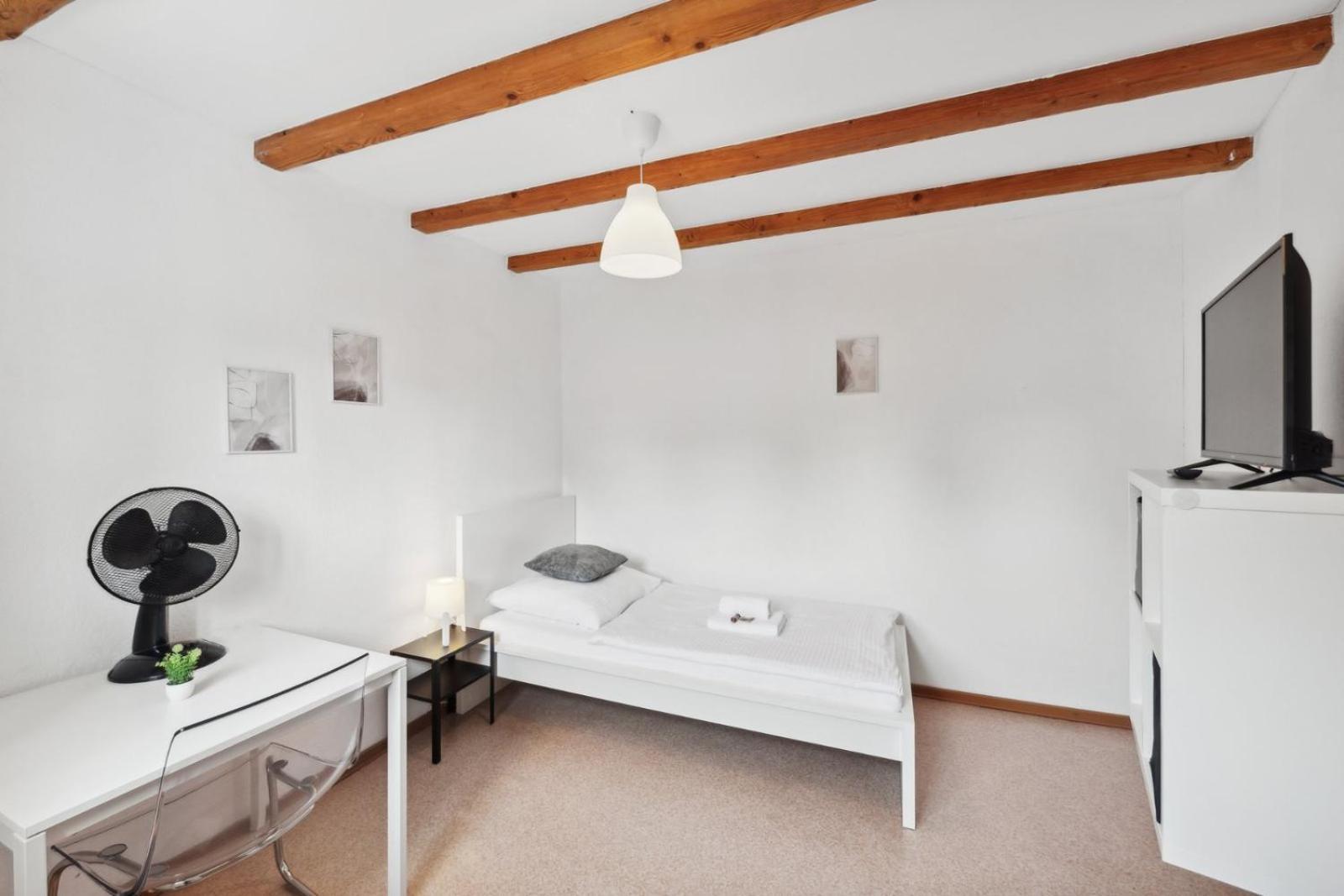 Andriss - Travel & Work - 5 Bedroom - Kitchen - Parking Kaiserslautern Esterno foto